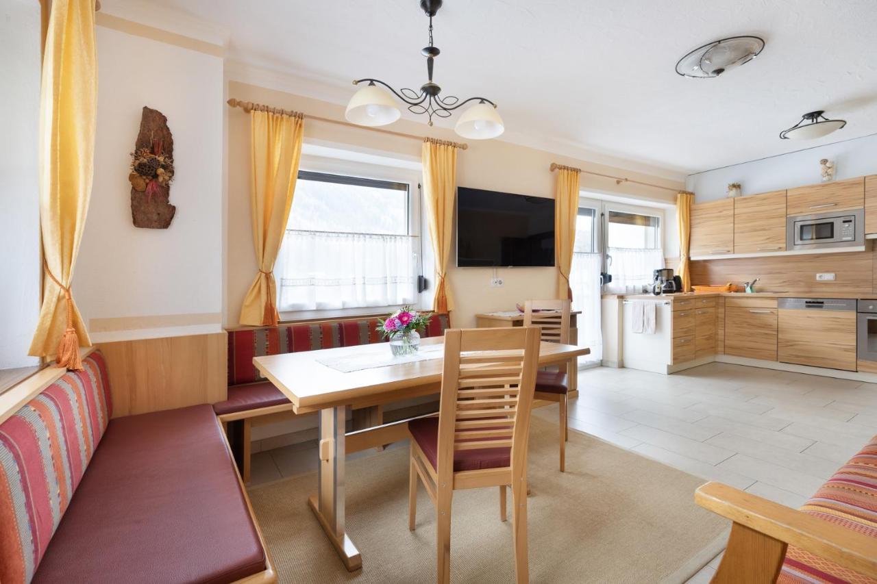 Pension Glockenstuhl Finkenberg Bagian luar foto