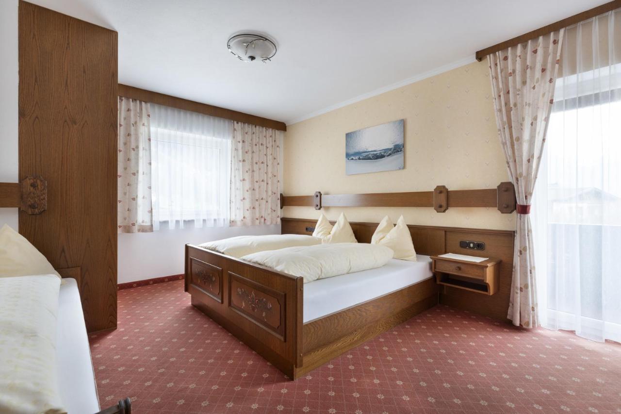 Pension Glockenstuhl Finkenberg Bagian luar foto